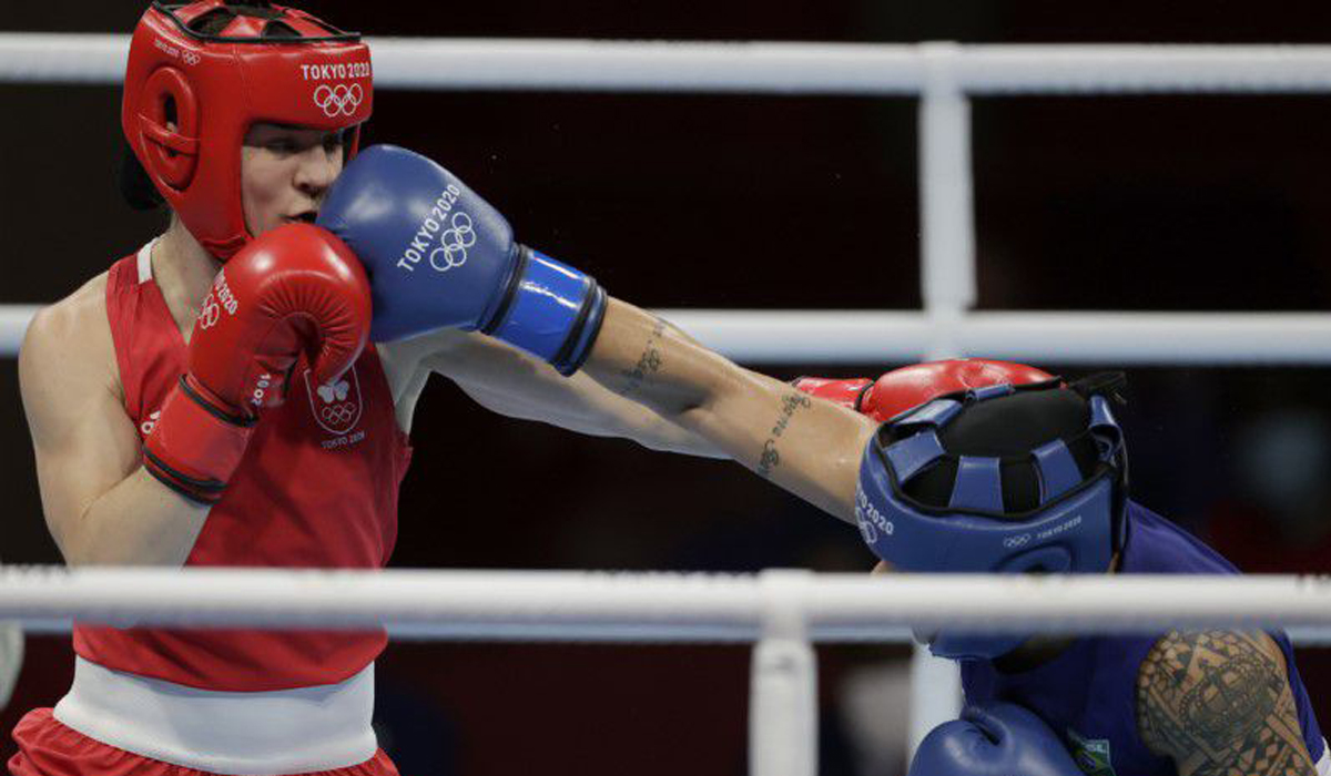Boxing-Ireland's Harrington wins women's lightweight gold